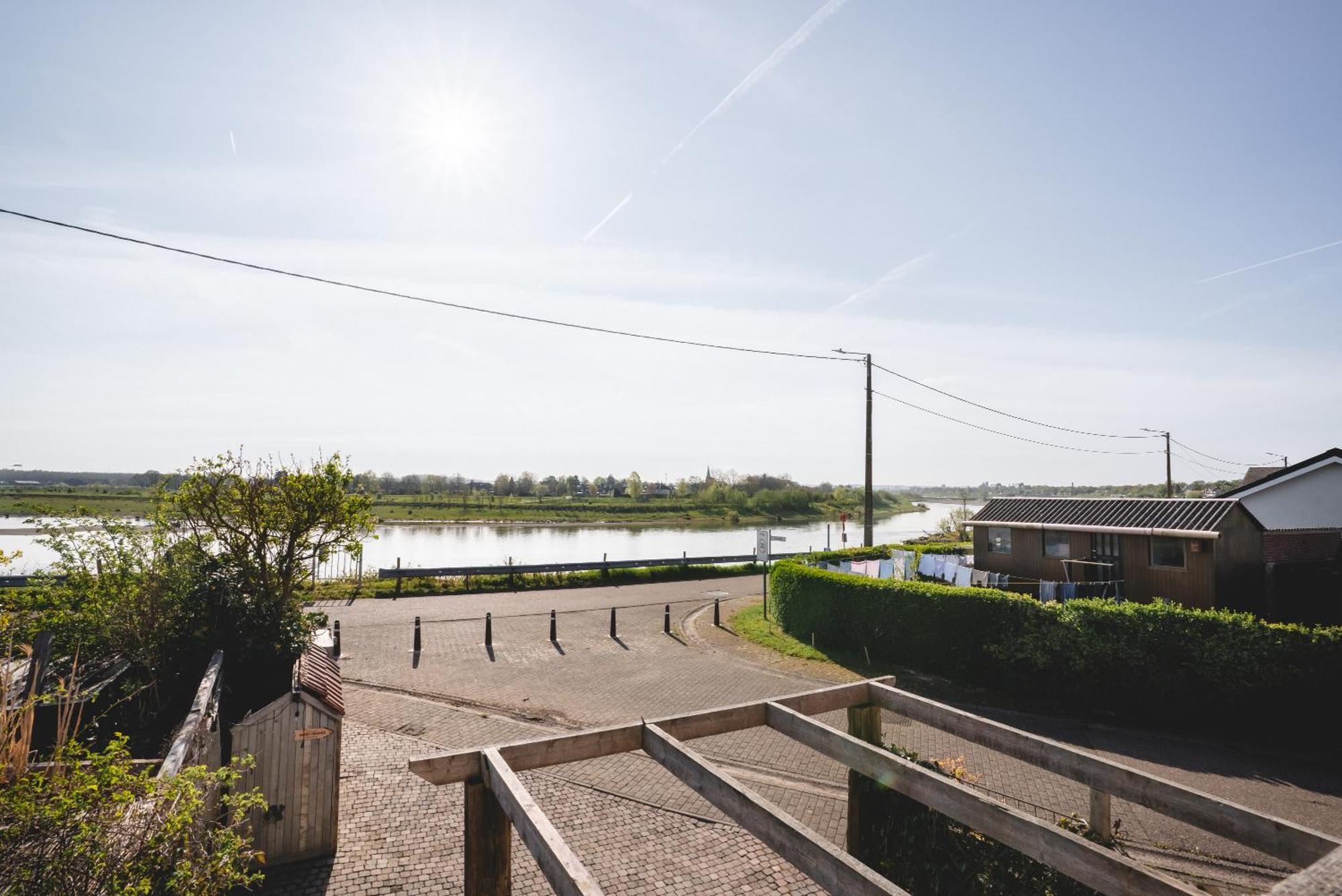 Maas Suites Lanaken Extérieur photo