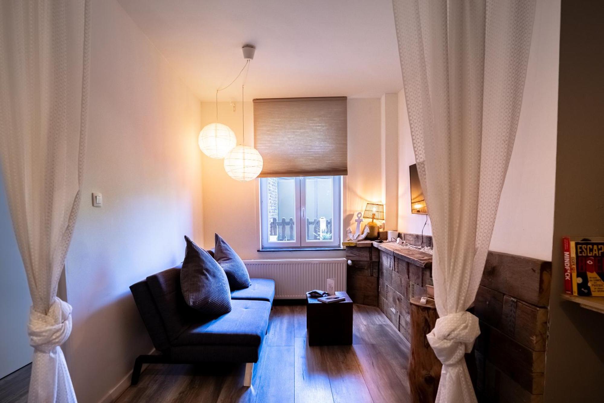 Maas Suites Lanaken Extérieur photo